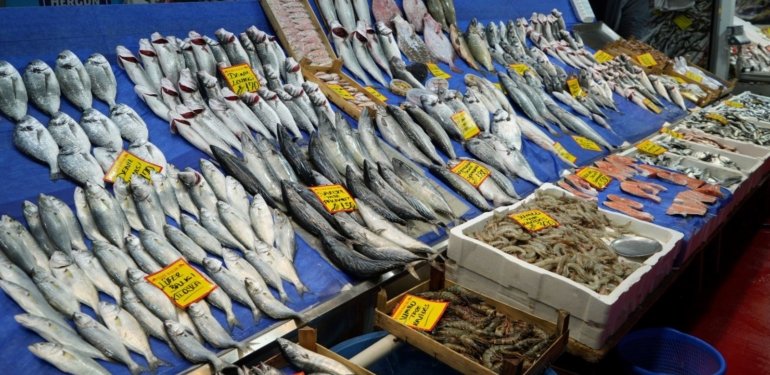 Marmara’daki fırtına balık fiyatlarını da vurdu