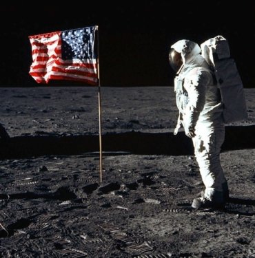 nasa-yalan-mi-soyledi?-insanlik-ay’a-hic-ayak-basmamis-olabilir