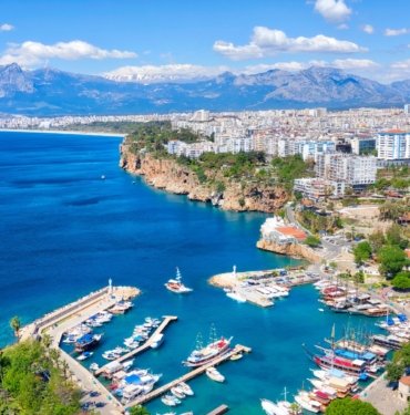 antalya’da-3-kisiyi-oldurup-1-kisiyi-yaralayan-saniga-88-yil-4-ay-hapis-cezasi