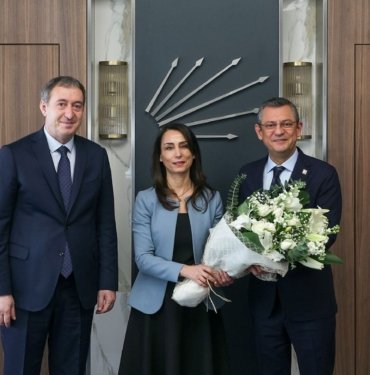 dem-parti’den-chp’ye-ziyaret:-iki-parti-isbirligi-yapilabilecek-illeri-belirleyecek