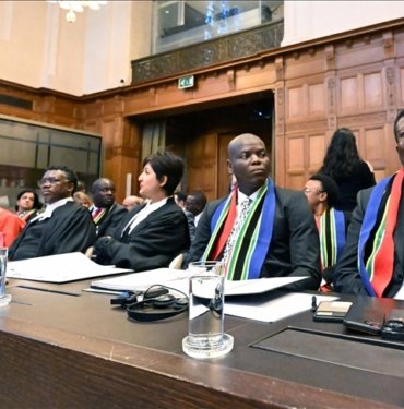 bm-filistin-raportoru-albanese-guney-afrika’yi-ovdu,-batili-ulkeleri-elestirdi