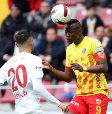 kayserispor,-mame-thiam’in-ayriligini-acikladi