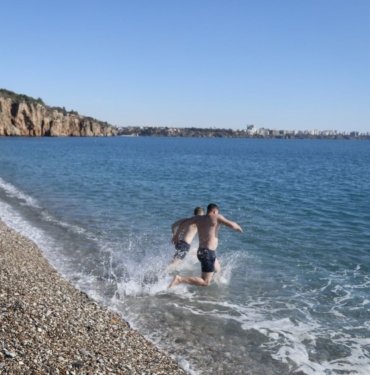 antalya’da-bahar-havasi-yasaniyor