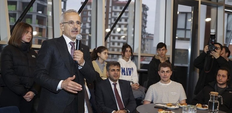 Bakan Uraloğlu: Haziran ayında ilk yerli ve milli uydumuzu uzaya fırlatmış olacağız