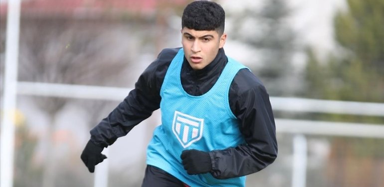 Sivassporlu Yunus Emre Konak Brentford’a transfer oldu