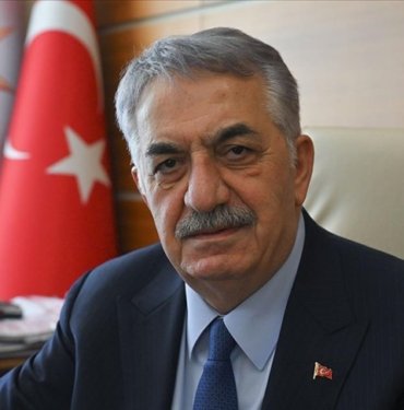 ak-parti’li-yazici’dan-israil’e-karsi-acilan-“soykirim”-davasina-iliskin-degerlendirme