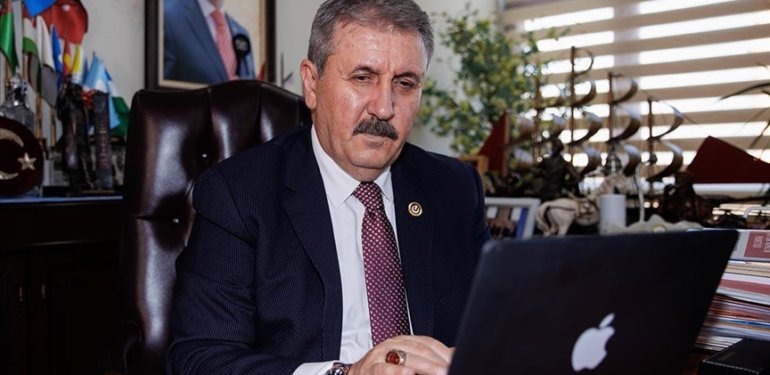BBP Genel Başkanı Destici’nin “Yılın Kareleri” oylamasındaki tercihi “Haykırış” oldu