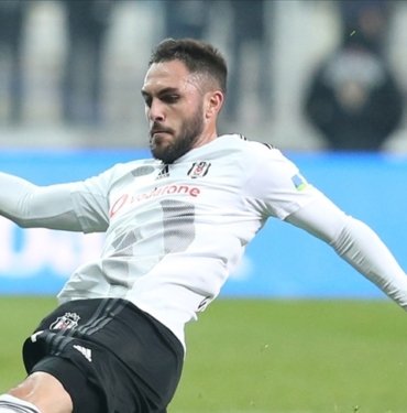 besiktas-kulubu,-victor-ruiz-ile-ilgili-odemenin-yapildigini-acikladi
