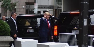 New York’ta Trump hakkındaki emlak dolandırıcılığı davasında kapanış konuşmaları yapıldı