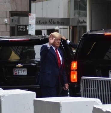 New York’ta Trump hakkındaki emlak dolandırıcılığı davasında kapanış konuşmaları yapıldı