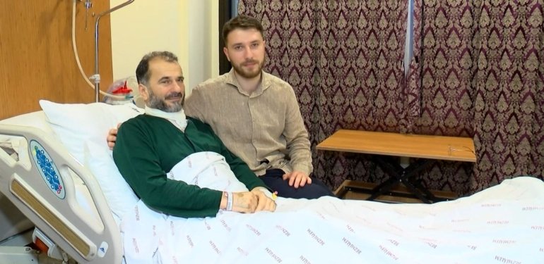 Bıçaklanan imam yaşadıklarını anlattı: Öğrencilerim canlarını siper ettiler