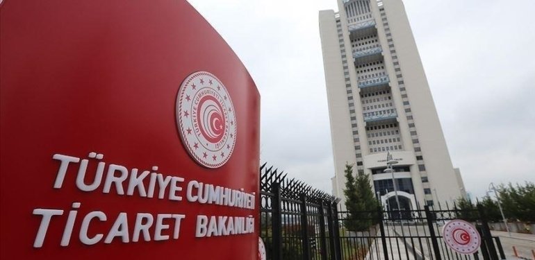 Ticaret Bakanlığından “kağıt ve karton” ile “örme veya kroşe eşya” ithalatına yönelik soruşturma