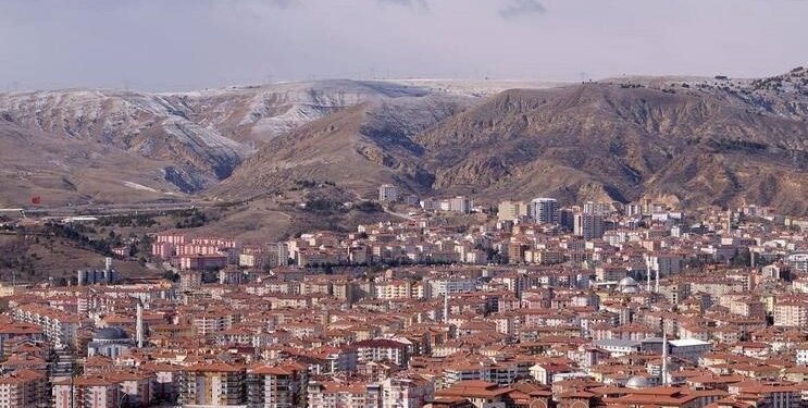 Çankırı’da abartı egzozlu araç kullanan kişiye 6 bin 439 lira para cezası
