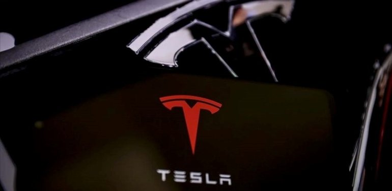 Tesla, Çin’de fiyat düşürdü