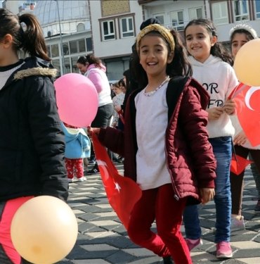 Okullarda karne öncesi “kış şenliği” etkinlikleri