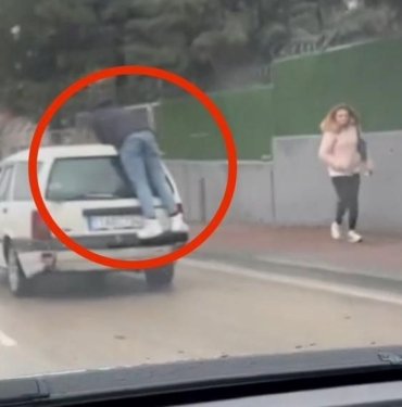 Bursa’da trafikte tehlikeli anlar