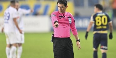 Süper Lig’de haftanın hakemleri açıklandı: Halil Umut Meler’e görev