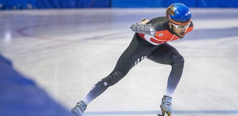 Milli buz patenci Metehan Atan, Avrupa Şampiyonası’nda yarı finale yükseldi