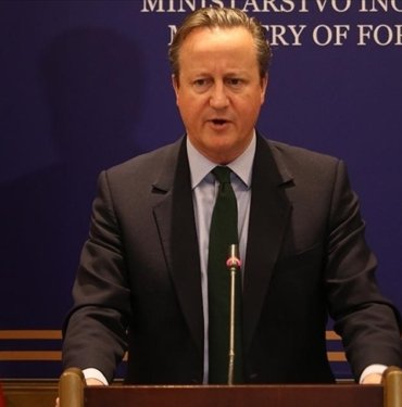 İngiltere Dışişleri Bakanı Cameron: Gazze’de ölüm ve çaresizlik çocukların hayatlarına musallat oluyor