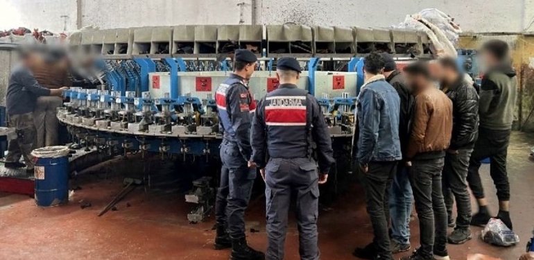 Düzensiz göçmen çalıştıran işletmeye 8,2 milyon lira ceza