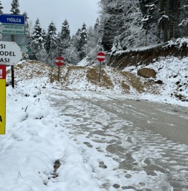 Yedigöller Milli Parkı yolu kar nedeniyle kapatıldı