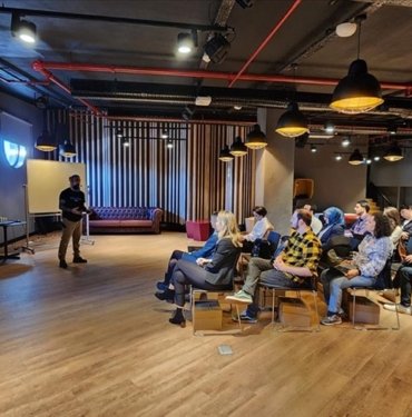AA ekonomi muhabirlerine yeni finansal teknolojiler eğitimi