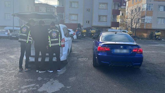 Beykoz’da drift pahalıya patladı: Sürücüye 20 bin 778 TL ceza