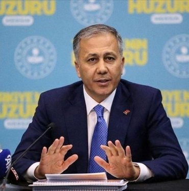 İçişleri Bakanı Yerlikaya duyurdu: Sosyal medyada yanıltıcı bilgi yayanlar için harekete geçildi