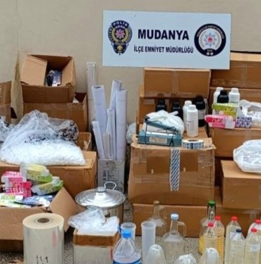 Mudanya’da 1 milyon lira değerinde elektronik sigara likidi ele geçirildi