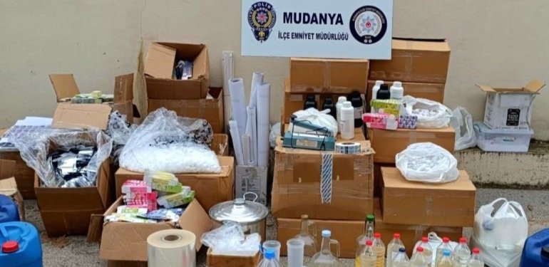 Mudanya’da 1 milyon lira değerinde elektronik sigara likidi ele geçirildi