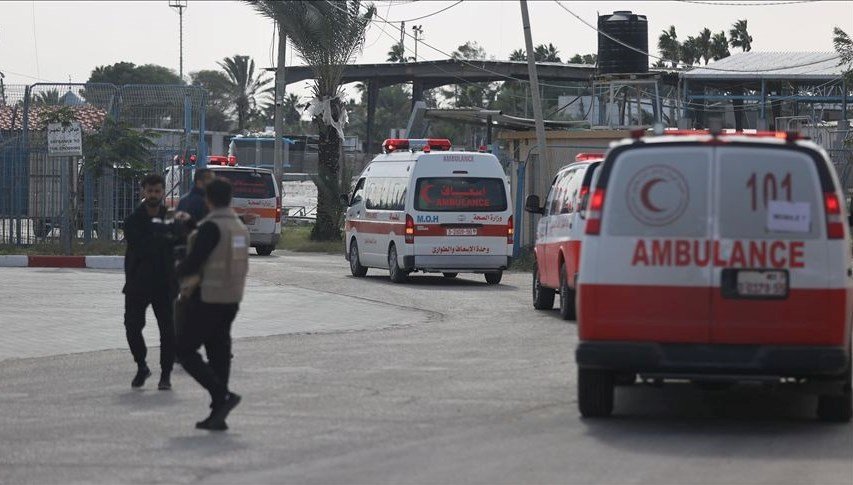 Filistin Kızılayı, Gazze Şeridi’ndeki tüm ekipleriyle iletişimin kesildiğini duyurdu