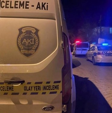 Koku gelen dairede yaşlı adam ölü bulundu