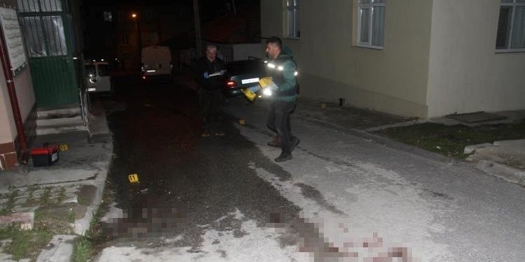 Konya’da apartman önünde silahlı kavga: 1 yaralı
