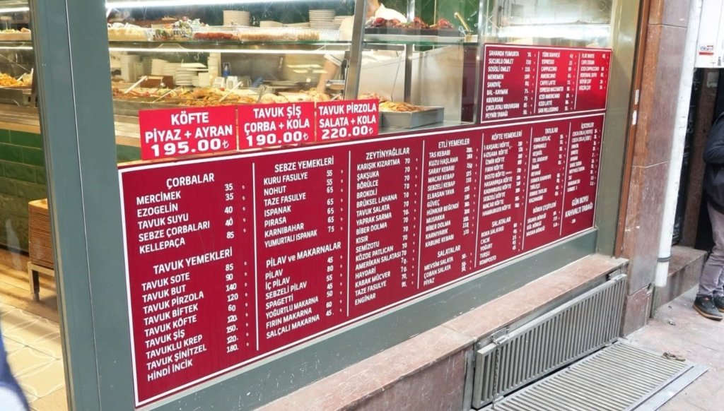 İstiklal Caddesi’ndeki kafe ve restoranlara menü denetimi