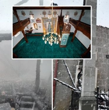 Dün ibadete açılan cami bugün yandı