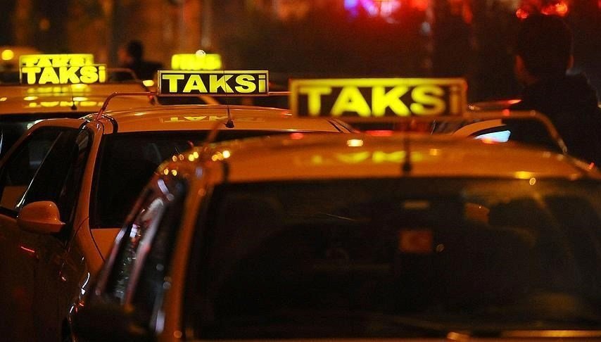 İstanbul’da zamlı taksi tarifesi başladı