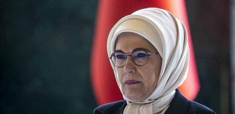 Emine Erdoğan’dan şehitler için başsağlığı mesajı