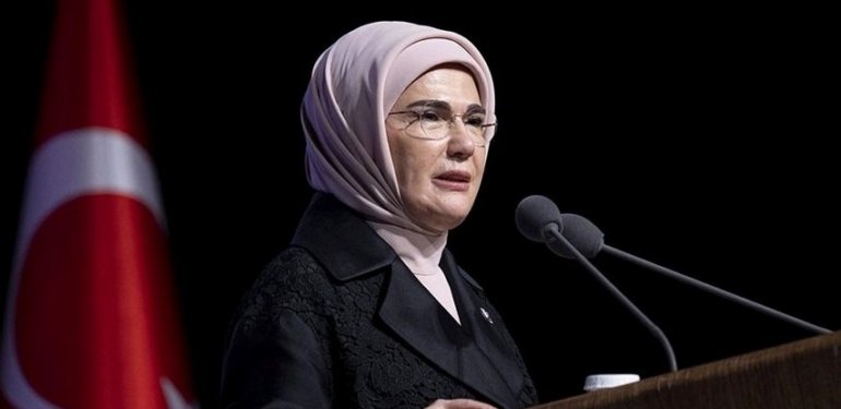 Emine Erdoğan’dan şehitler için başsağlığı mesajı