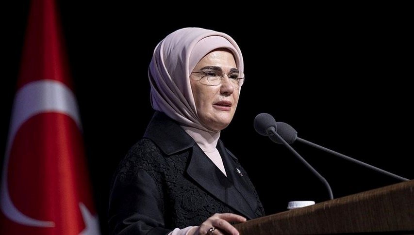 Emine Erdoğan’dan şehitler için başsağlığı mesajı