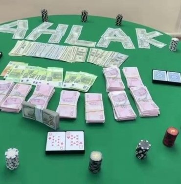 Üsküdar ve Esenyurt’ta kumar operasyonu: 22 kişiye 127 bin 130 TL ceza
