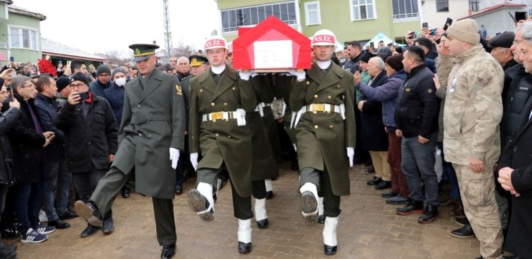 Pençe-Kilit şehitleri son yolculuklarına uğurlandı