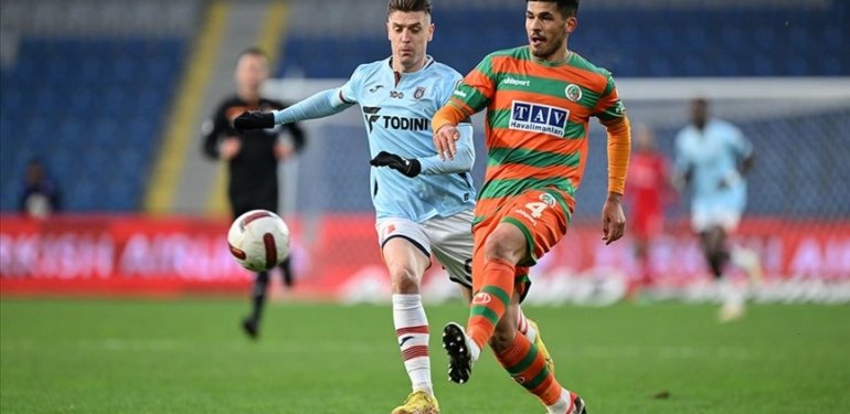 Yarı Otomatik Ofsayt Sistemi Süper Lig’de ilk kez uygulandı