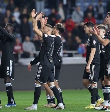 Beşiktaş’ta Fernando Santos ilk maçına çıkıyor: İlk 11’ler