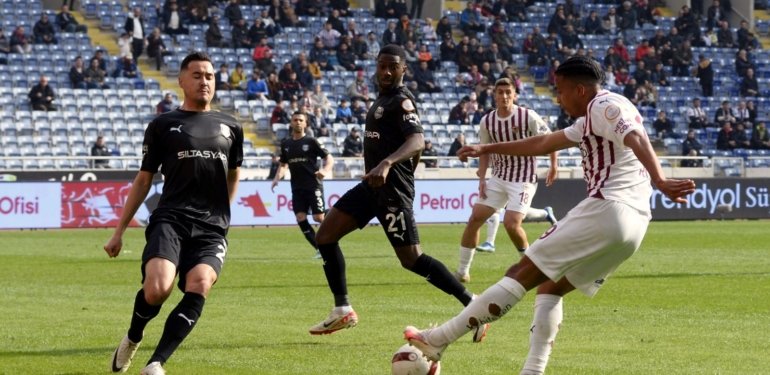Pendikspor’a takılan Hatayspor galibiyet hasretini 8 maça çıkardı
