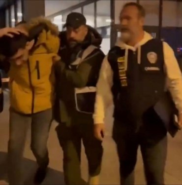 Kedilere eziyet eden ve bölücü terör örgütü propagandası yapan 5 kişi tutuklandı