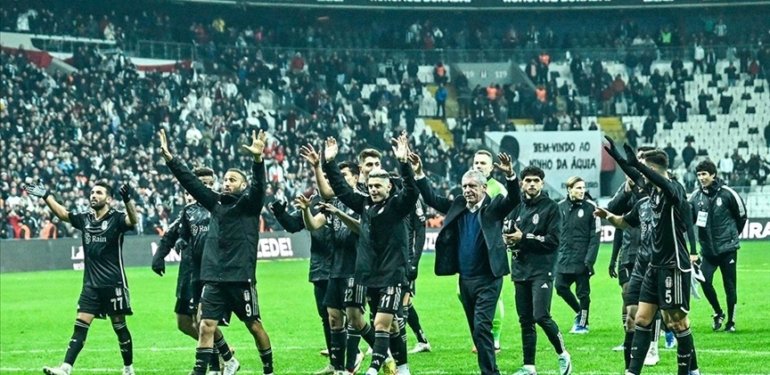 Beşiktaş, Fernando Santos yönetimindeki ilk maçını kazandı