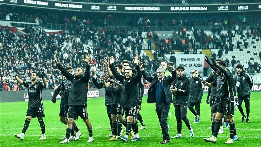 Beşiktaş, Fernando Santos yönetimindeki ilk maçını kazandı