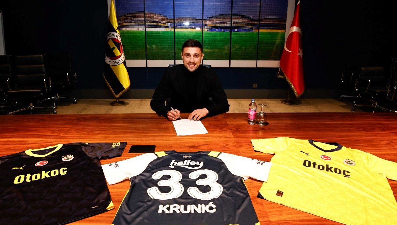 Rade Krunic resmen Fenerbahçe’de (Ara transfer dönemi resmileşen transferler)