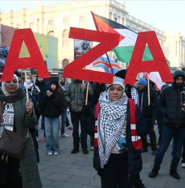 Avusturya’da İsrail’in Gazze’ye yönelik saldırıları bir kez daha protesto edildi