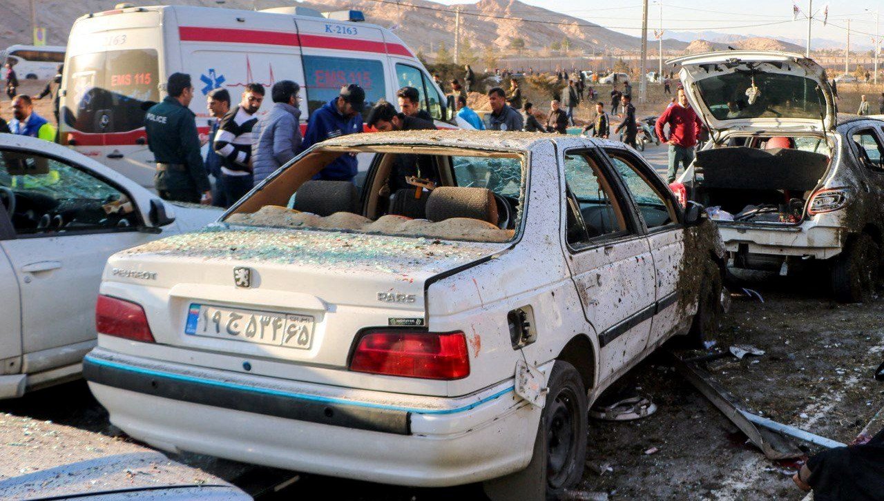 İran'daki kanlı saldırıyı DAEŞ üstlendi